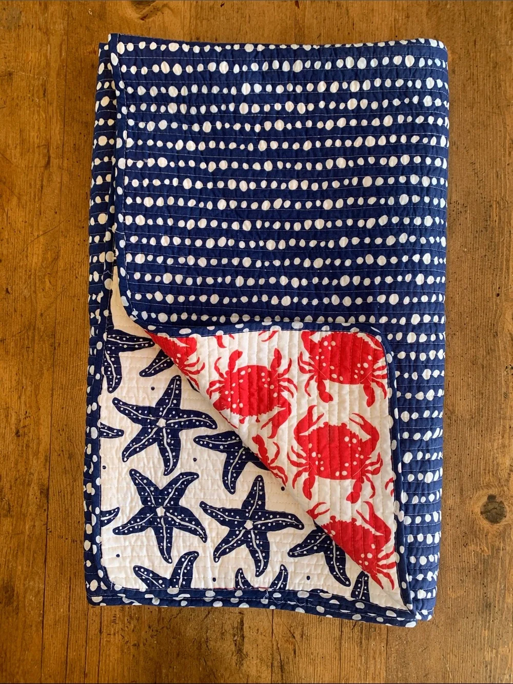 Cotton Red & Navy Starfish & Crab Quilted Throw Blanket